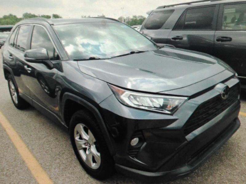 Toyota RAV4 XLE 4D SUV FWD 2019