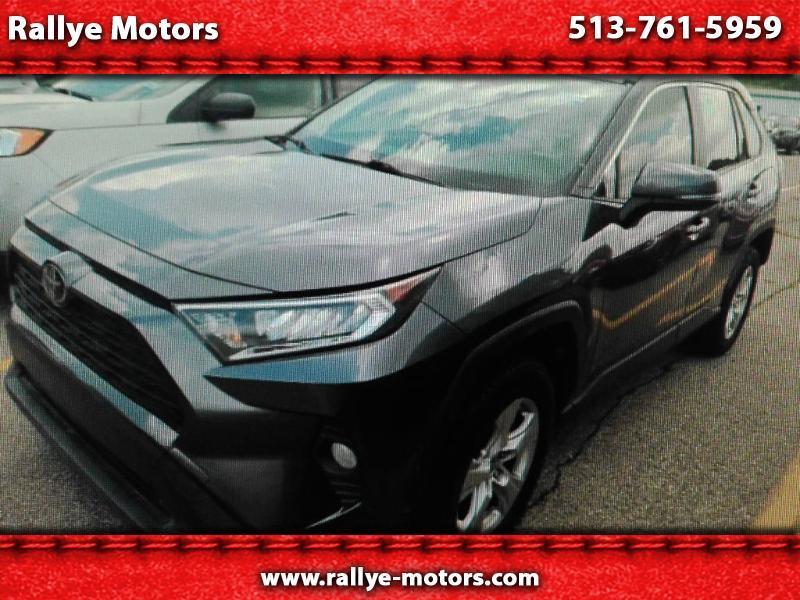 Toyota RAV4 XLE 4D SUV FWD 2019