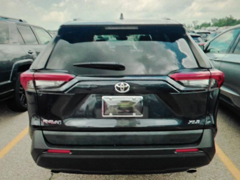 Toyota RAV4 XLE 4D SUV FWD 2019