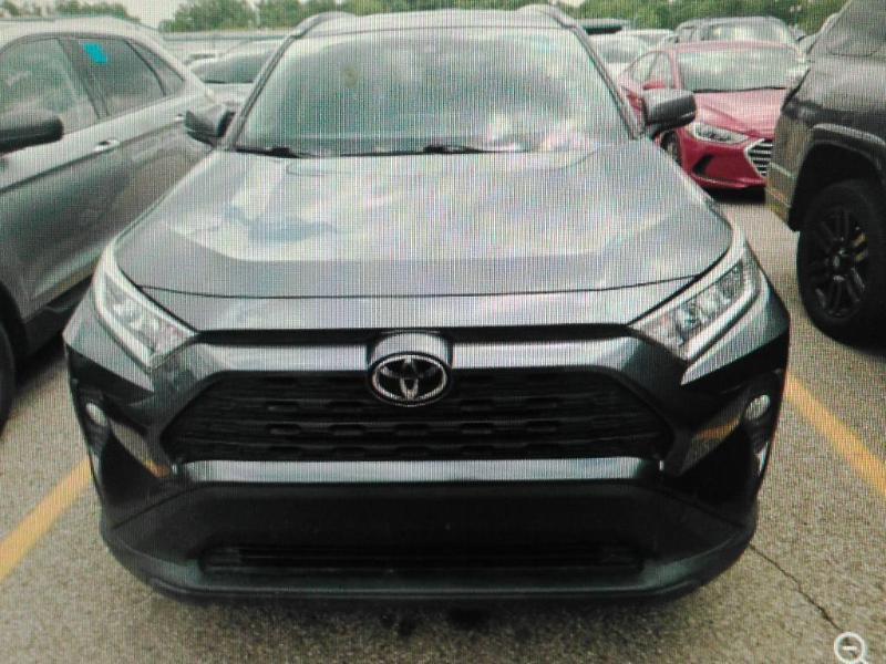 Toyota RAV4 XLE 4D SUV FWD 2019
