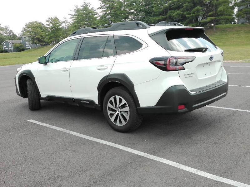 Subaru Outback Premium 2023