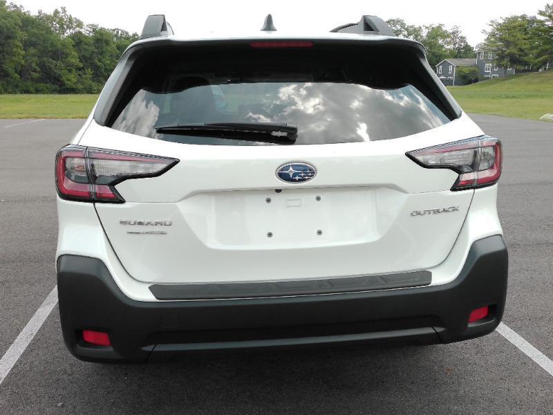 Subaru Outback Premium 2023