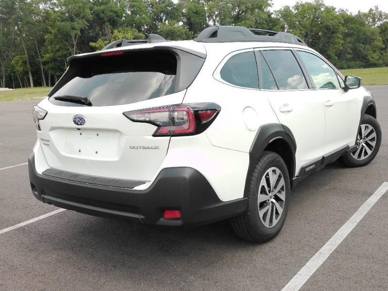 Subaru Outback Premium 2023