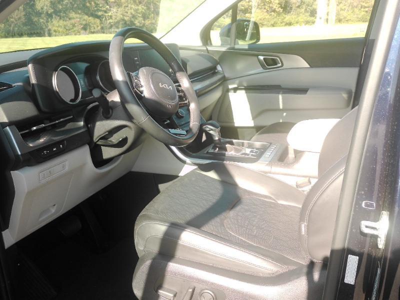 Kia Carnival LX Seat Package 2024
