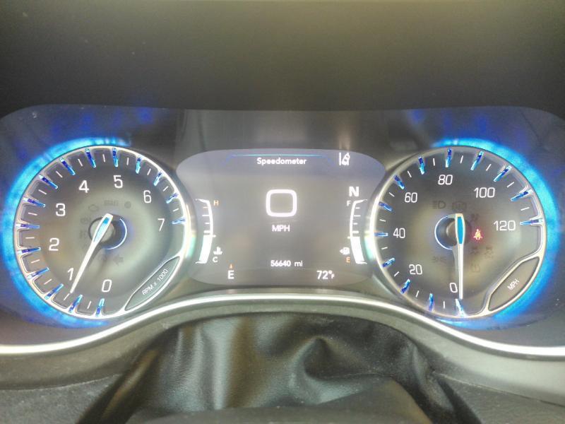 Chrysler Pacifica Touring L 2023