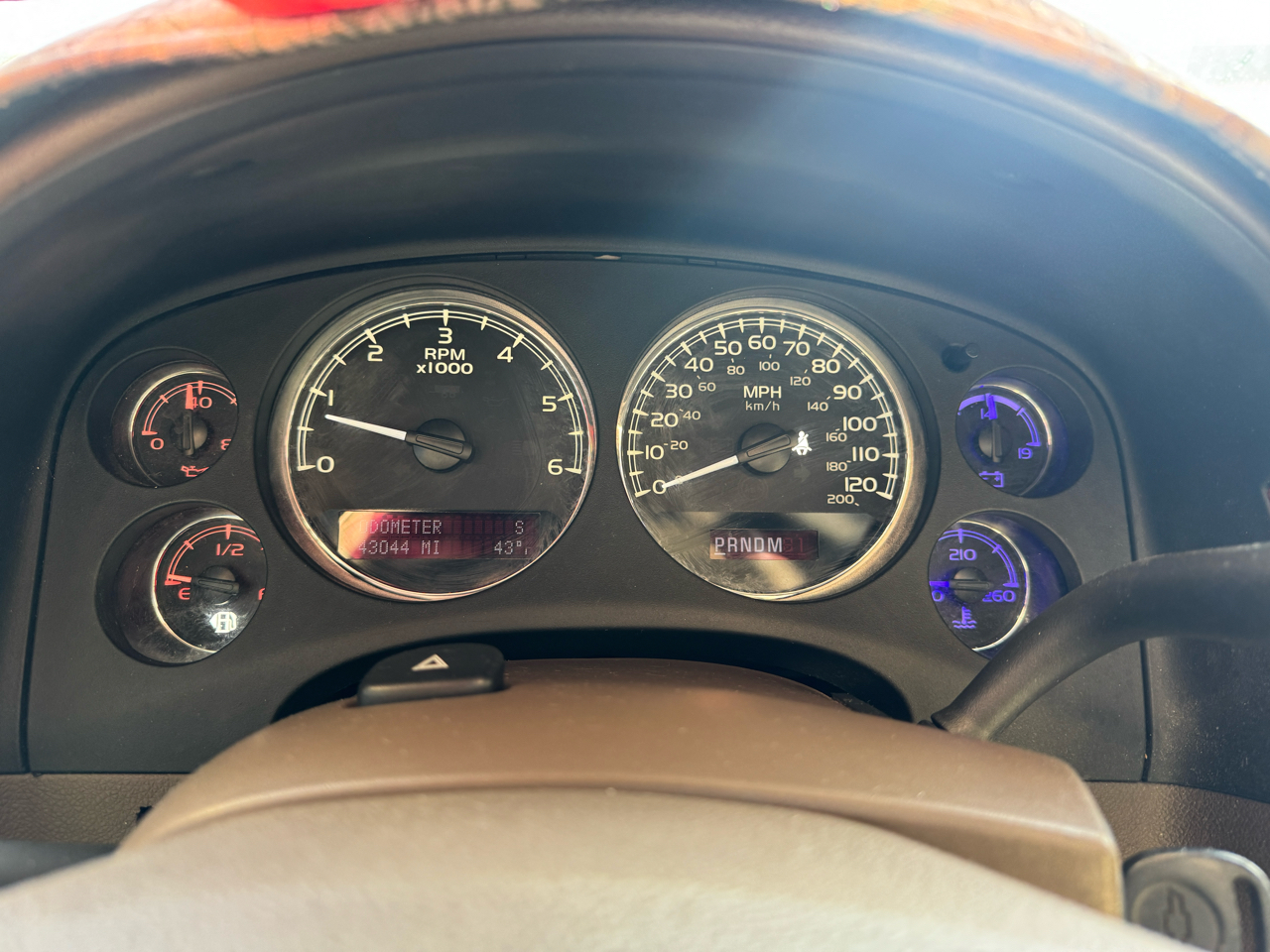 Chevrolet Suburban  2011