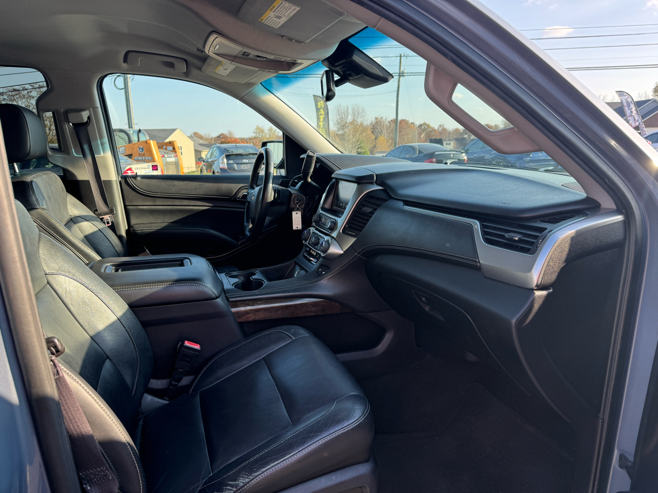 Chevrolet Suburban  2016