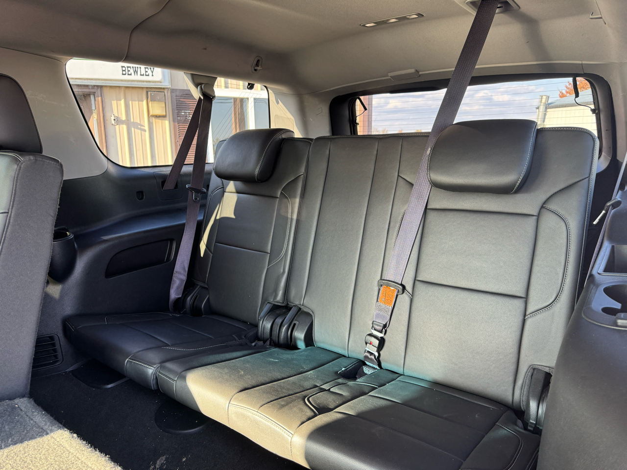 Chevrolet Suburban  2016