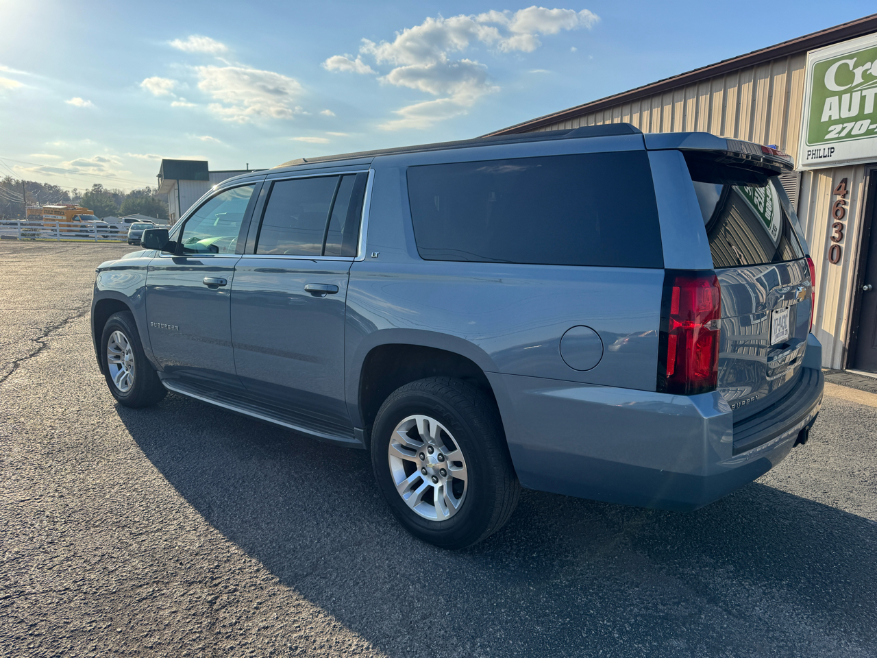 Chevrolet Suburban  2016