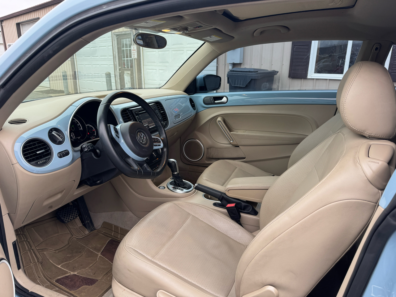 Volkswagen Beetle  2015