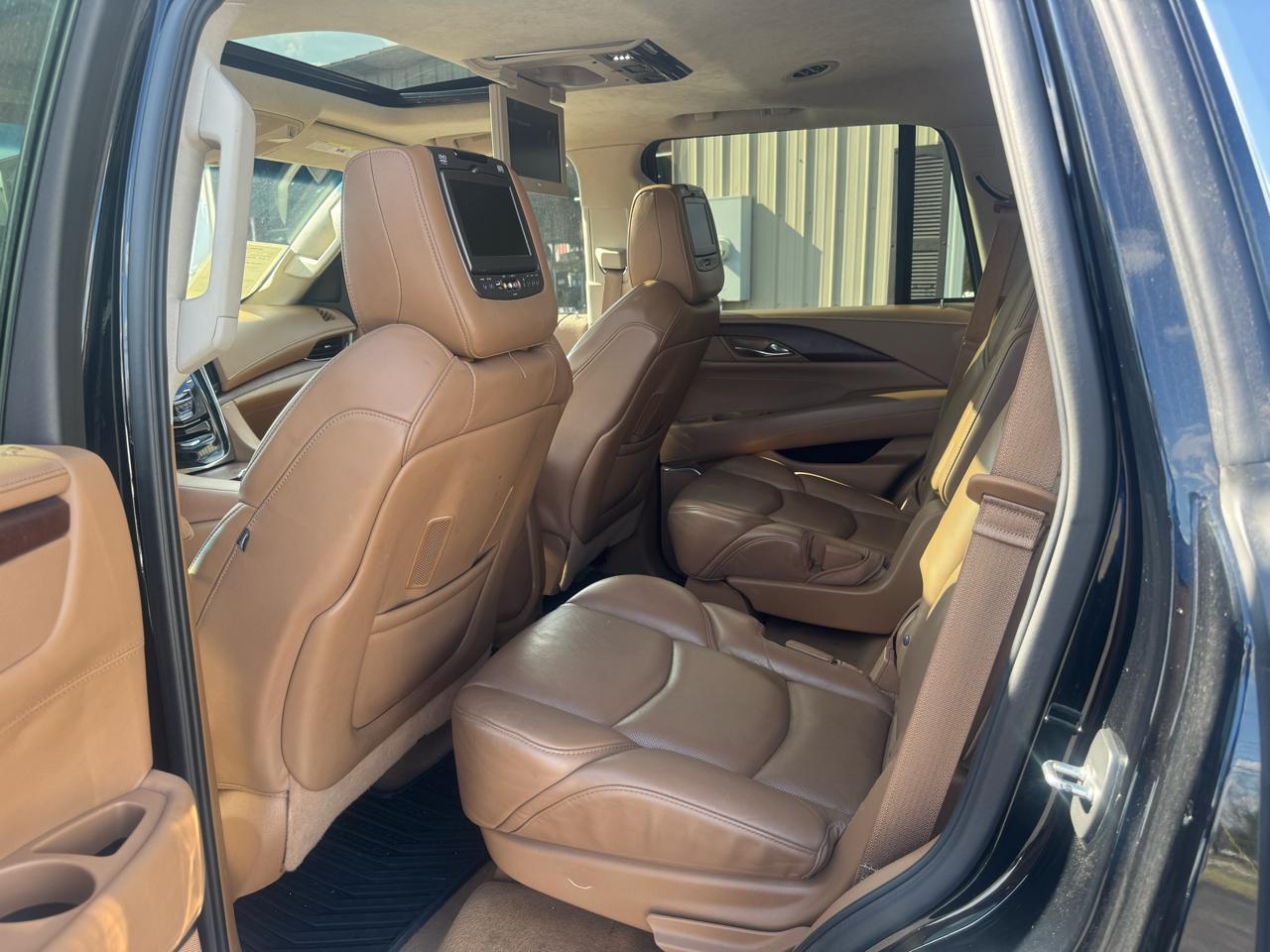 Cadillac Escalade  2016