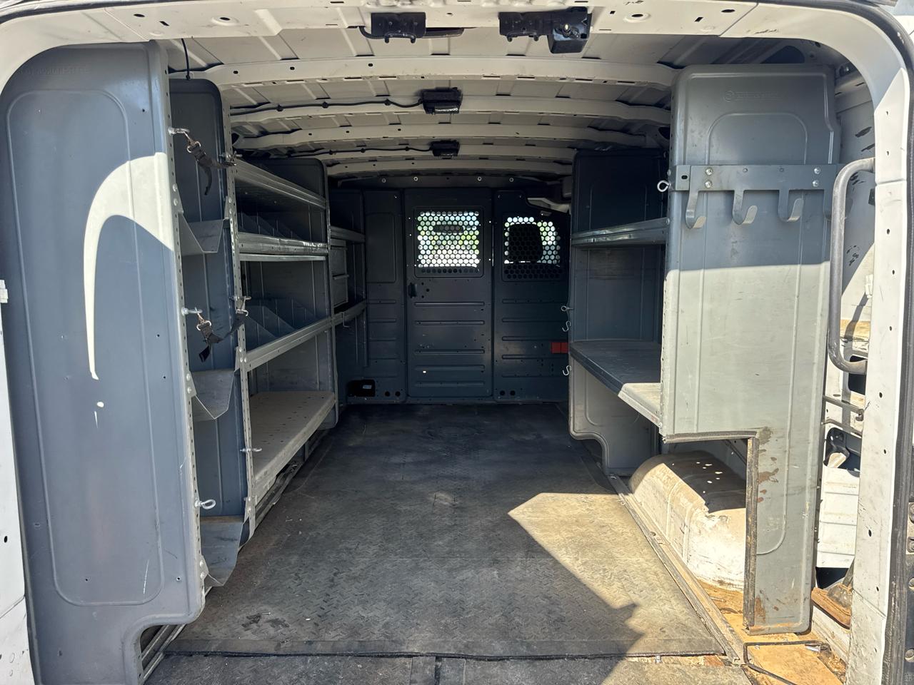 Nissan NV Cargo  2012