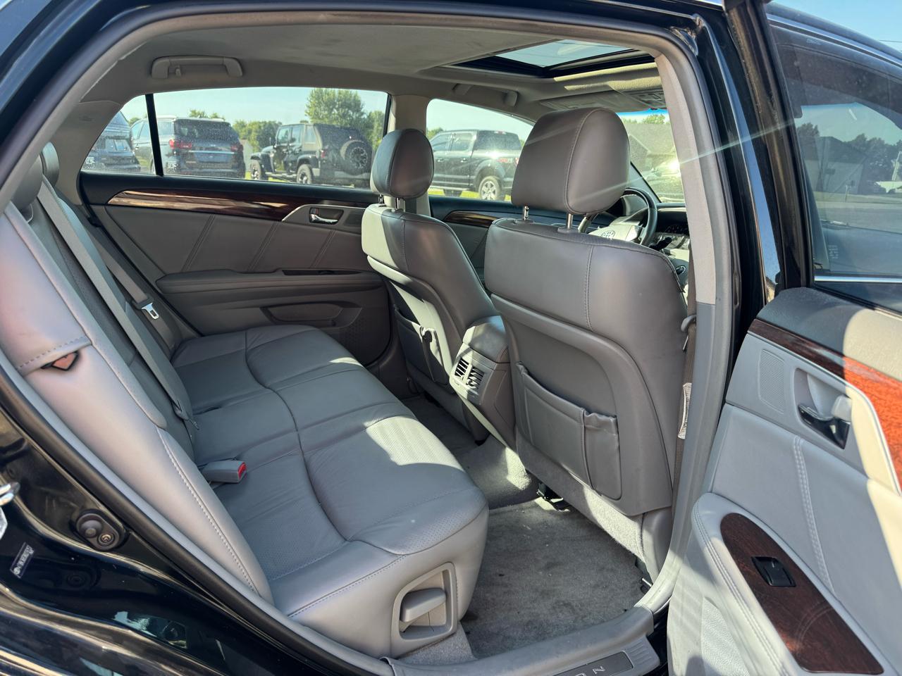 Toyota Avalon  2008