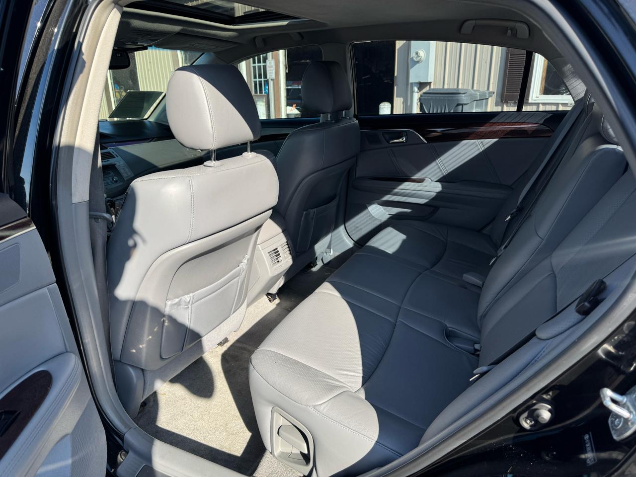Toyota Avalon  2008