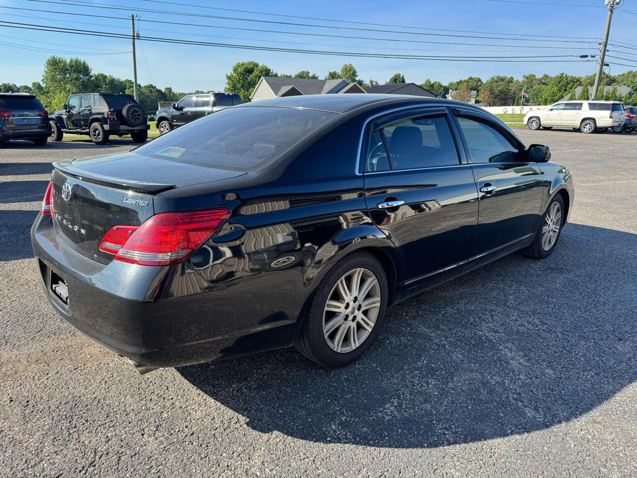 Toyota Avalon  2008