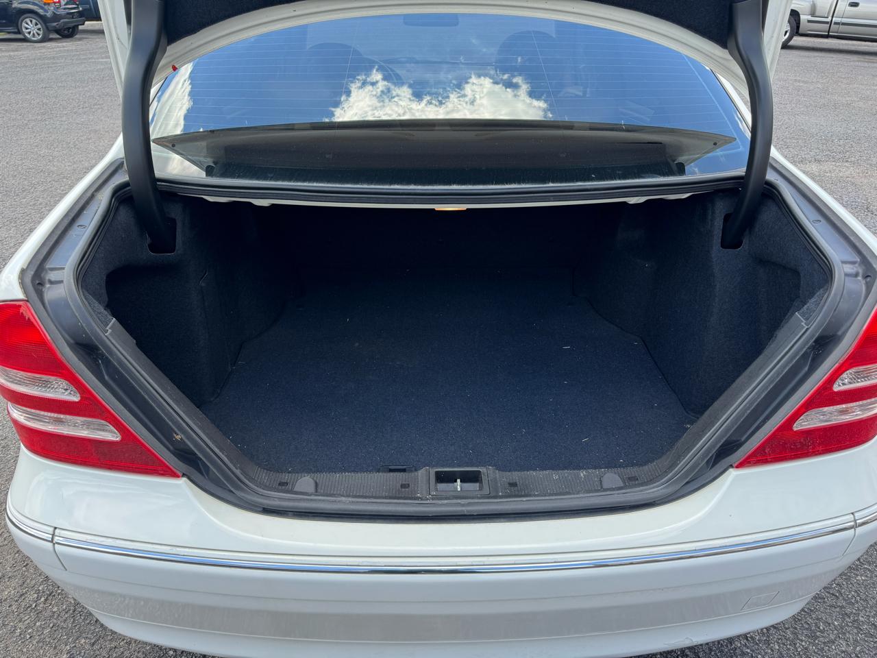 Mercedes-Benz C-Class  2003