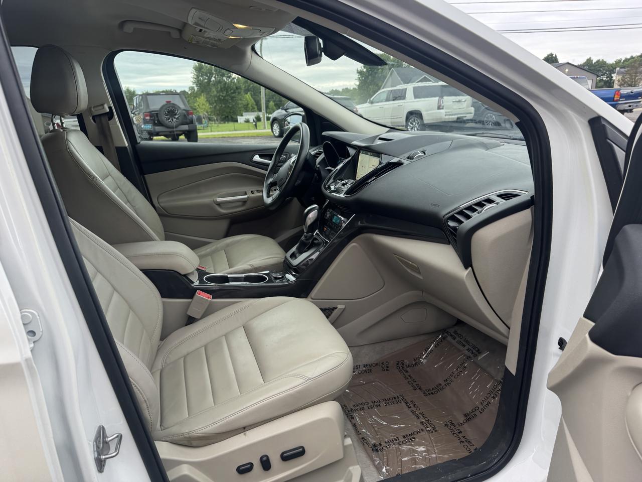 Ford Escape  2016
