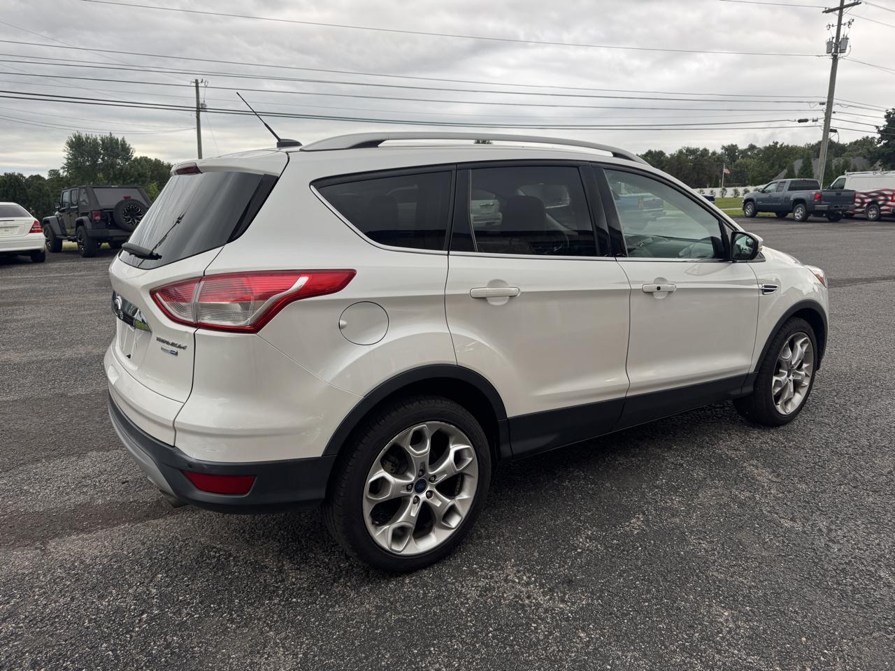 Ford Escape  2016