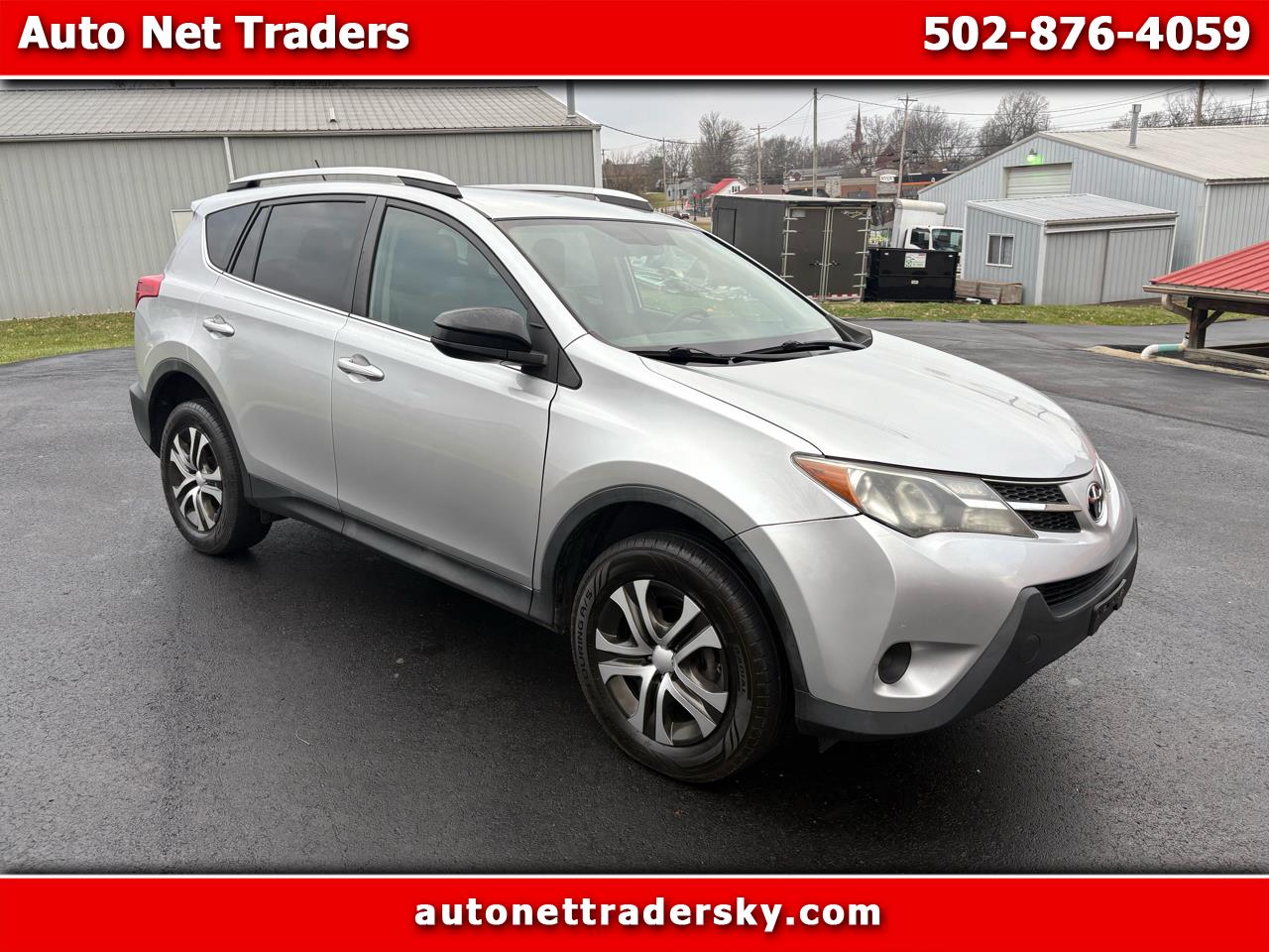 2015 Toyota RAV4 LE's photo