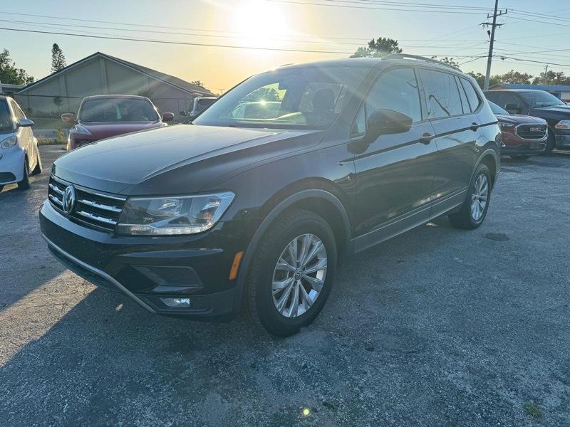 Volkswagen Tiguan S 2018