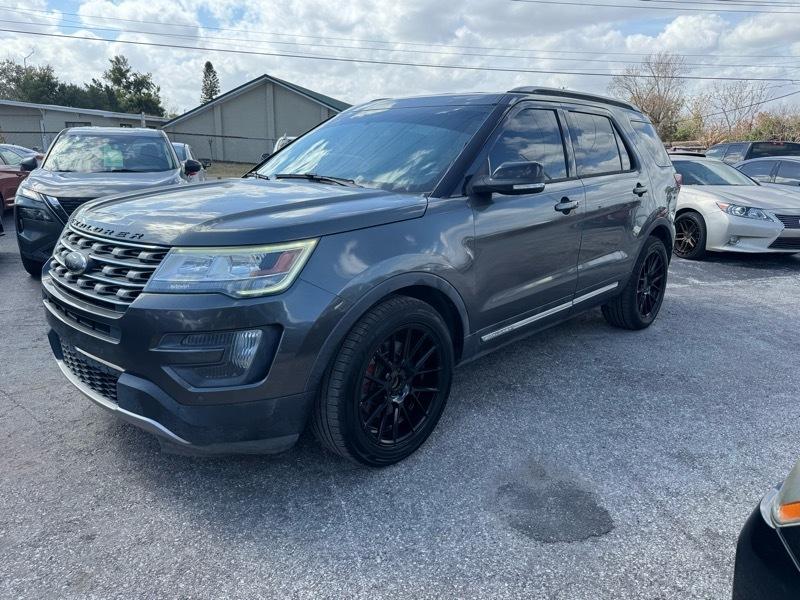 2016 Ford Explorer 