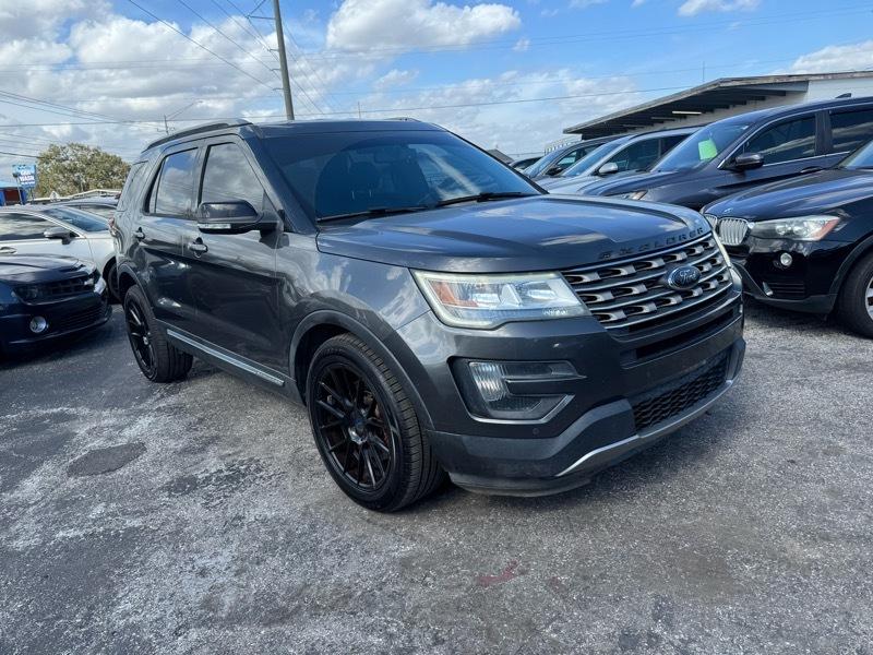 Ford Explorer XLT FWD 2016