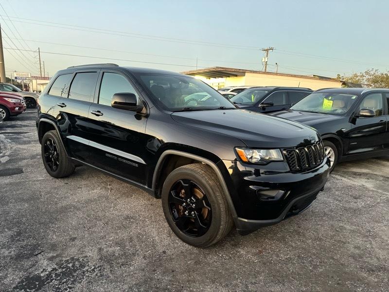 Jeep Grand Cherokee Laredo 4WD 2019