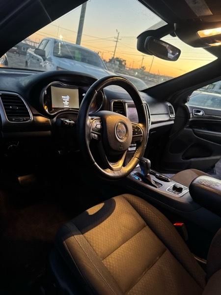 Jeep Grand Cherokee Laredo 4WD 2019