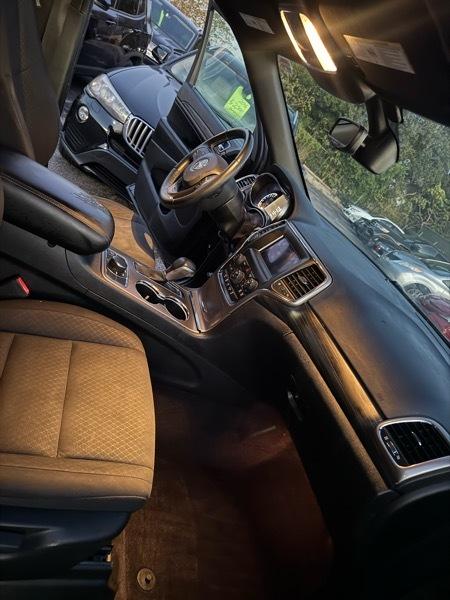 Jeep Grand Cherokee Laredo 4WD 2019