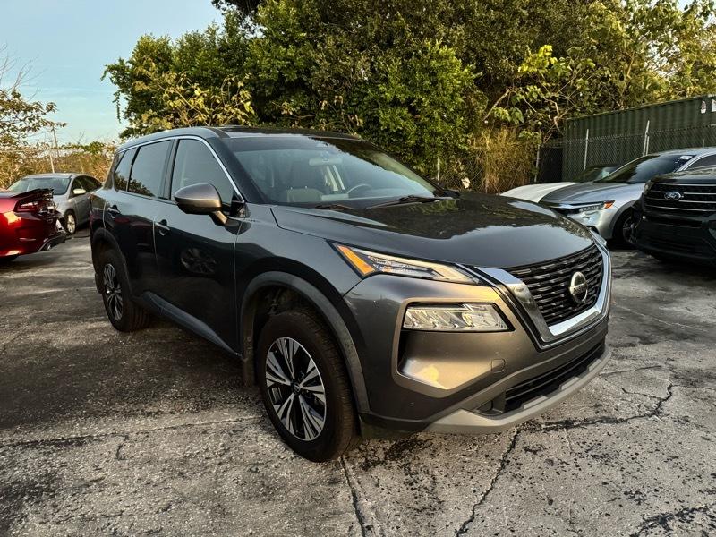 Nissan Rogue SV 2021