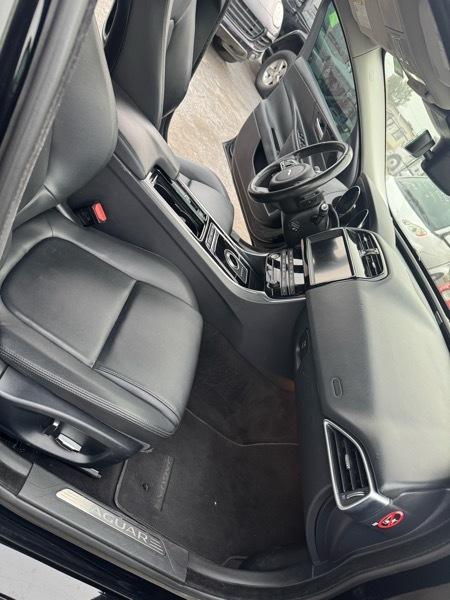 Jaguar XE 25t AWD 2019