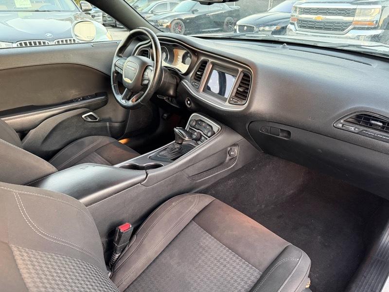 Dodge Challenger SXT 2019