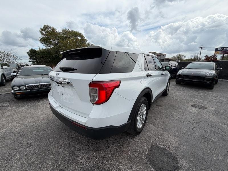 Ford Explorer Base 2021