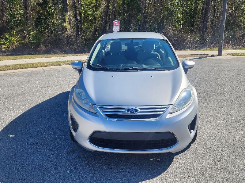 Ford Fiesta S Sedan 2011