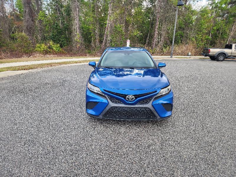Toyota Camry XLE 2019