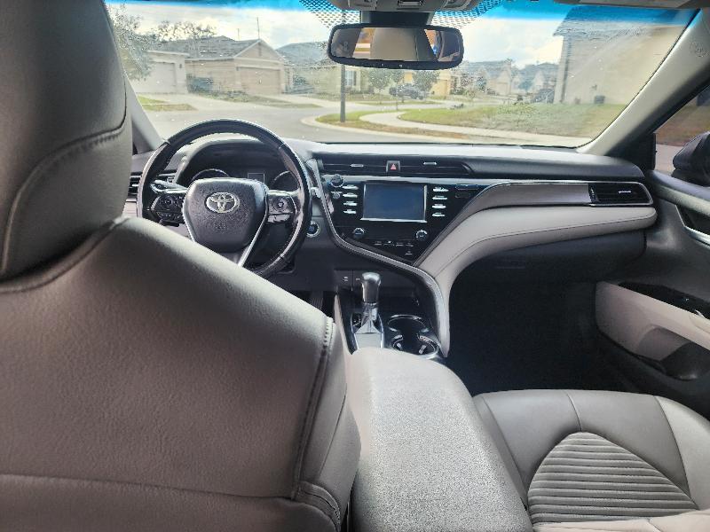 Toyota Camry XLE 2019