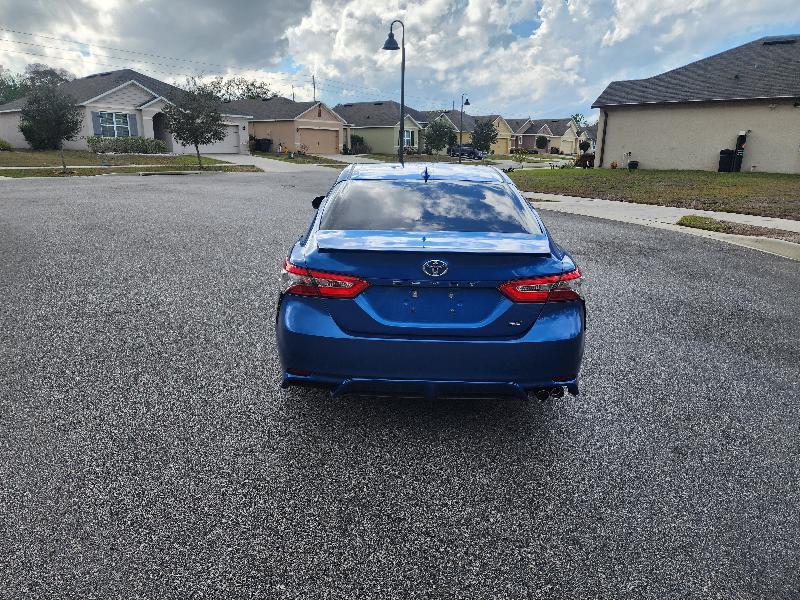 Toyota Camry XLE 2019