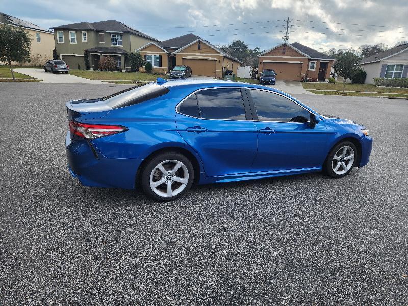 Toyota Camry XLE 2019