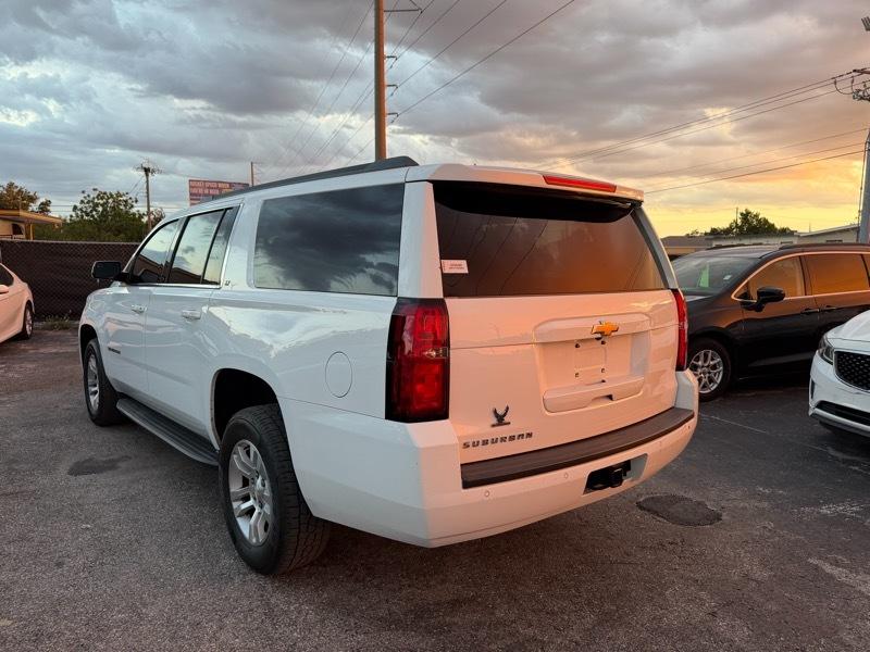 Chevrolet Suburban LT 2WD 2019