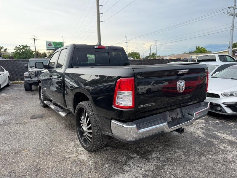 RAM 1500 Big Horn Quad Cab 2WD 2020