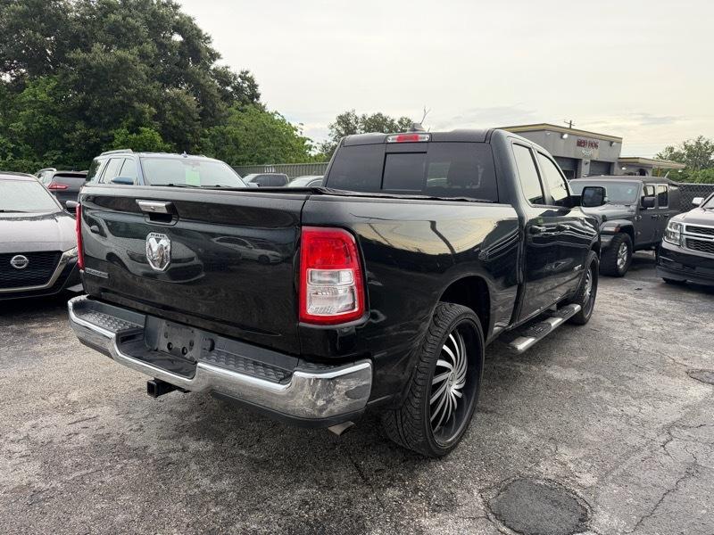 RAM 1500 Big Horn Quad Cab 2WD 2020