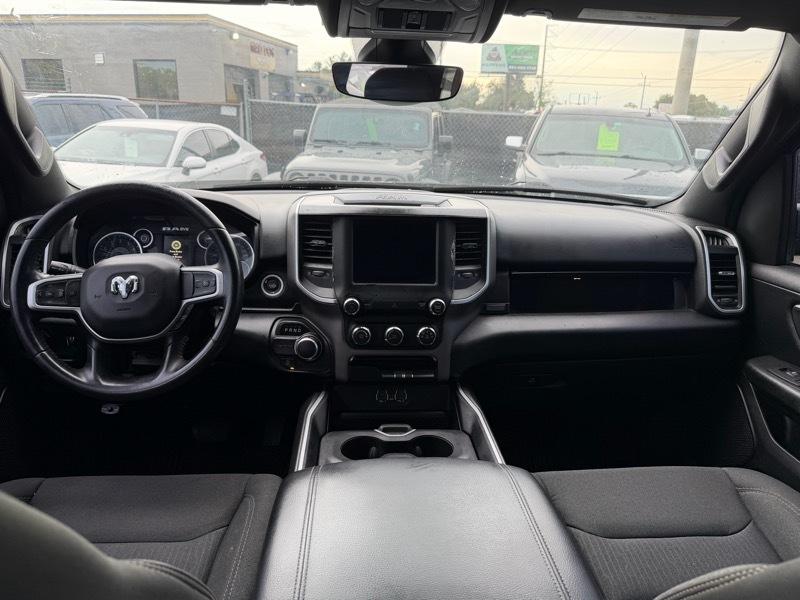 RAM 1500 Big Horn Quad Cab 2WD 2020