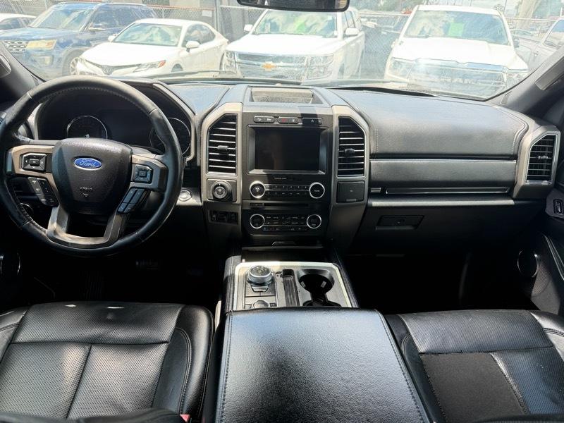 Ford Expedition XLT 4WD 2018