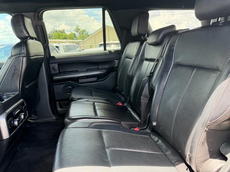 Ford Expedition XLT 4WD 2018