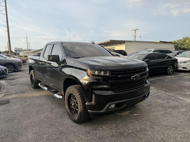 Chevrolet Silverado 1500 4WD Crew Cab 157" Custom 2020