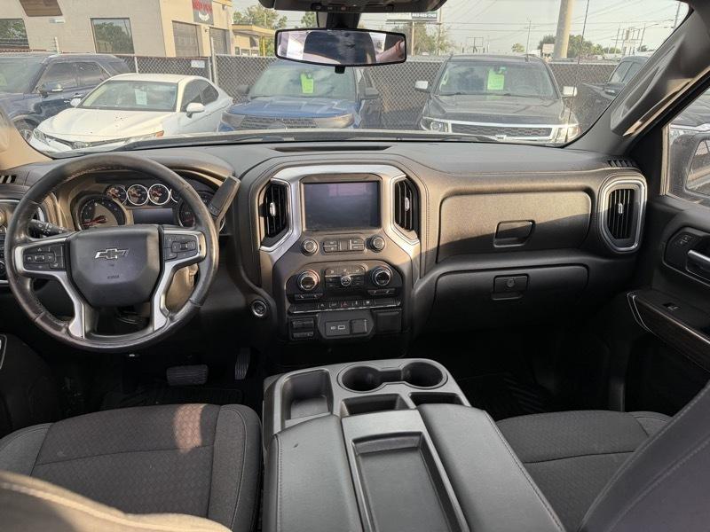 Chevrolet Silverado 1500 4WD Crew Cab 157" Custom 2020