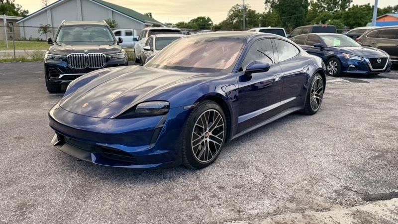 Porsche Taycan Turbo 2020