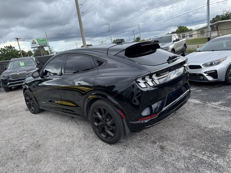 Ford Mustang Mach-E Premium AWD 2021