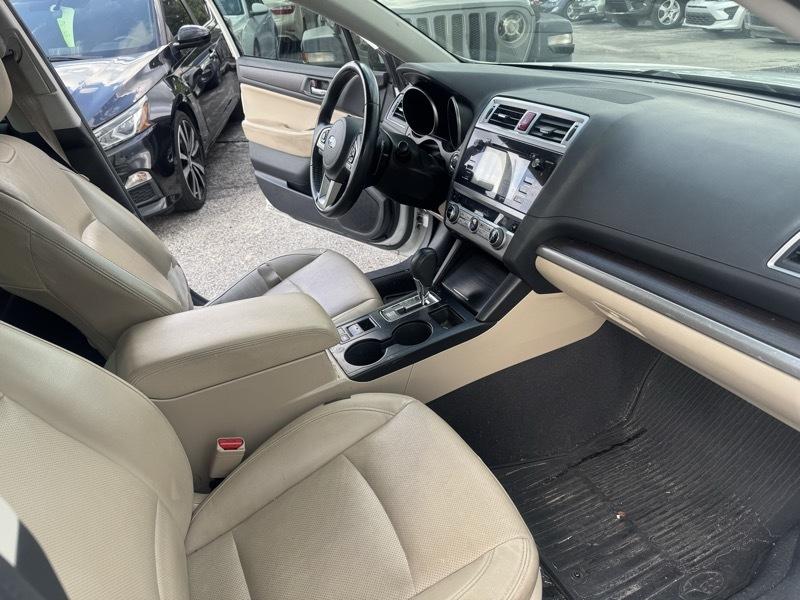 Subaru Legacy 2.5i Limited 2016