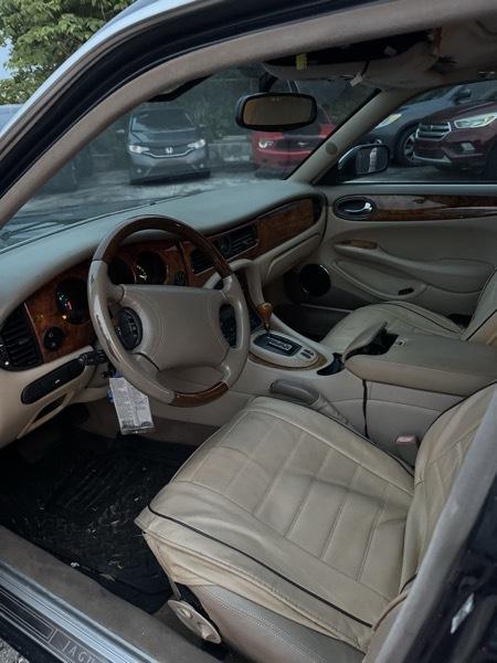 Jaguar XJ Sedan Vanden Plas 1999